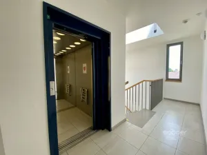 Pronájem bytu 2+kk, Praha - Prosek, Na Prosecké vyhlídce, 52 m2