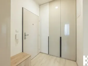 Pronájem bytu 2+kk, Praha - Vysočany, Čerpadlová, 60 m2
