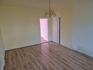 Prodej bytu 3+1, Vintířov, 68 m2