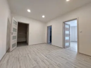 Pronájem bytu 3+1, Pardubice - Zelené Předměstí, Smilova, 92 m2