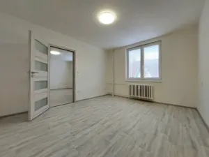Pronájem bytu 3+1, Pardubice - Zelené Předměstí, Smilova, 92 m2
