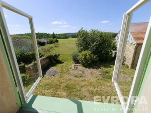 Prodej komerční nemovitosti, Uzeničky - Černívsko, 631 m2
