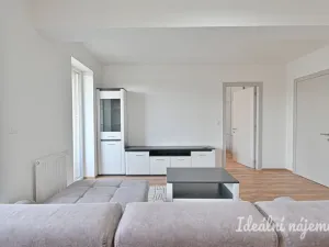 Pronájem bytu 2+kk, Slavkov u Brna, Slovanská, 63 m2