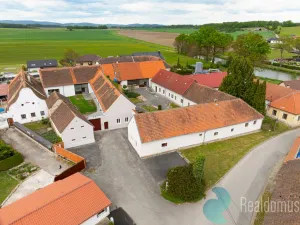 Prodej zemědělské usedlosti, Babice, 616 m2