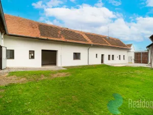 Prodej zemědělské usedlosti, Babice, 616 m2