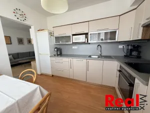 Prodej bytu 3+1, Brno - Bystrc, Teyschlova, 76 m2