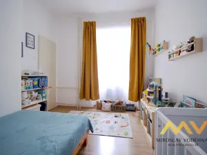 Pronájem bytu 3+1, Hradec Králové, Nerudova, 95 m2
