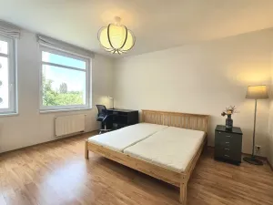 Pronájem bytu 3+kk, Praha, Nad Okrouhlíkem, 102 m2
