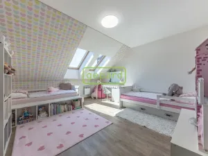 Prodej bytu 4+kk, Jiřice, 99 m2