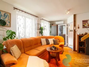 Prodej atypického bytu, Trhové Sviny, Nové město, 210 m2