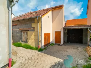 Prodej atypického bytu, Trhové Sviny, Nové město, 210 m2