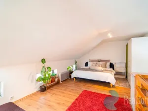 Prodej vícegeneračního domu, Trhové Sviny, Nové město, 210 m2