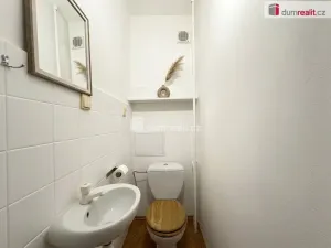 Prodej bytu 3+1, Valtice, nám. Svobody, 72 m2