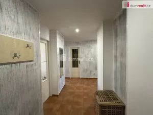 Prodej bytu 3+1, Valtice, nám. Svobody, 72 m2