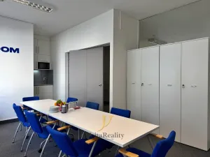 Pronájem kanceláře, Olomouc, Fibichova, 81 m2