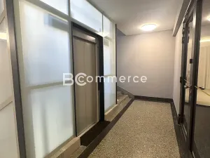 Pronájem kanceláře, Brno, Dominikánské náměstí, 380 m2