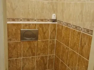 Pronájem bytu 2+1, Praha - Kobylisy, Famfulíkova, 60 m2