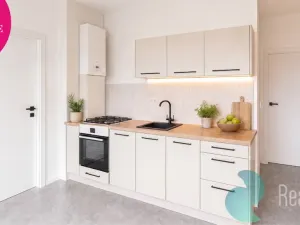 Prodej bytu 3+1, Trhové Sviny, 78 m2