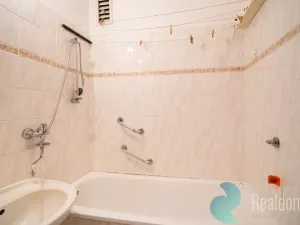 Prodej bytu 3+1, Trhové Sviny, 78 m2