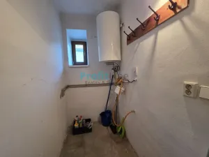 Prodej atypického bytu, Postřelmov, Komenského, 92 m2