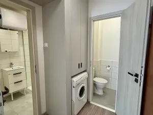 Pronájem bytu 1+kk, Praha - Strašnice, V předpolí, 30 m2