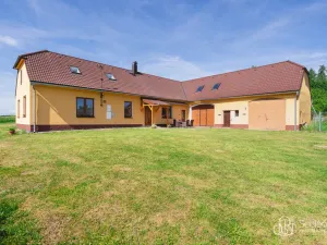 Prodej zemědělské usedlosti, Bělčice, 290 m2