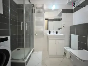 Pronájem bytu 1+kk, Praha - Dolní Měcholupy, Honzíkova, 27 m2