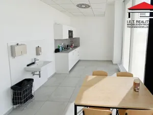 Pronájem skladu, Chrášťany, Plzeňská, 2707 m2