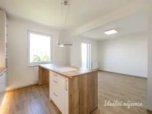Pronájem bytu 4+kk, Praha - Černý Most, Bryksova, 74 m2