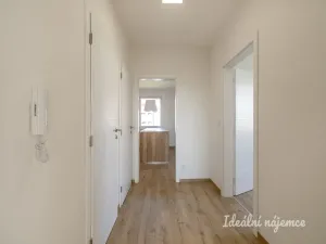 Pronájem bytu 4+kk, Praha - Černý Most, Bryksova, 74 m2