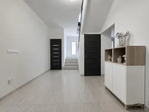 Prodej rodinného domu, Poříčany, Kounická, 153 m2