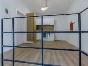 Pronájem bytu 2+kk, Praha - Košíře, Fabiánova, 37 m2