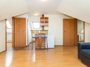 Pronájem bytu 2+kk, Praha - Horní Počernice, Náchodská, 50 m2