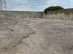 Pronájem komerčního pozemku, Holasice, 1300 m2