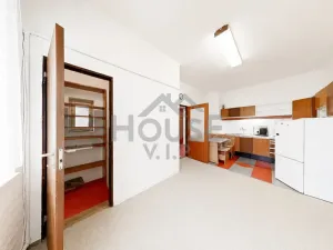 Prodej bytu 2+kk, Praha - Břevnov, Za Strahovem, 50 m2