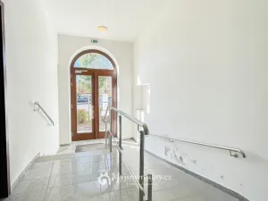 Pronájem bytu 2+kk, Znojmo, Mariánské náměstí, 60 m2