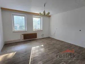 Prodej bytu 4+1, Opava - Předměstí, Dostojevského, 92 m2