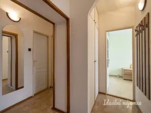 Pronájem bytu 3+1, Praha - Kobylisy, Taussigova, 60 m2