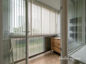 Pronájem bytu 3+1, Praha - Kobylisy, Taussigova, 60 m2
