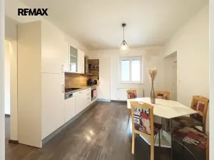 Prodej činžovního domu, Praha - Ďáblice, Kokořínská, 2120 m2
