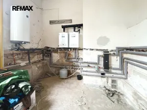 Prodej činžovního domu, Praha - Ďáblice, Kokořínská, 2120 m2