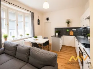 Prodej bytu 2+kk, Hradec Králové, Mánesova, 61 m2