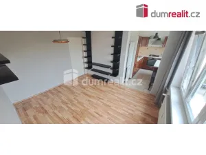 Pronájem bytu 2+kk, Praha - Břevnov, Pod Královkou, 50 m2