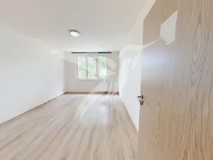 Pronájem bytu 4+1, Cheb, Americká, 86 m2