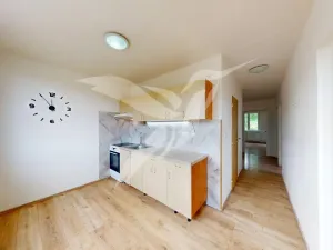 Pronájem bytu 4+1, Cheb, Americká, 86 m2