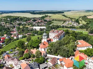 Prodej ubytování, Benátky nad Jizerou - Benátky nad Jizerou I, Husovo náměstí, 280 m2