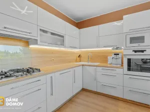 Prodej bytu 3+1, Hodonín, Sídlištní, 72 m2