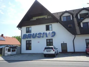 Pronájem skladu, Svojkovice, 328 m2