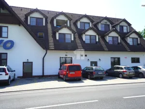Pronájem skladu, Svojkovice, 328 m2