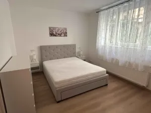 Pronájem bytu 2+kk, Praha - Žižkov, Sudoměřská, 48 m2